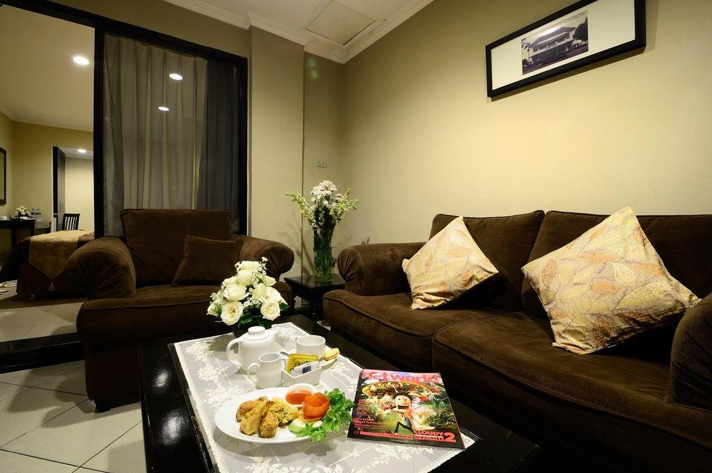 Capital O 534 Sriwijaya Hotel Jakarta Kültér fotó