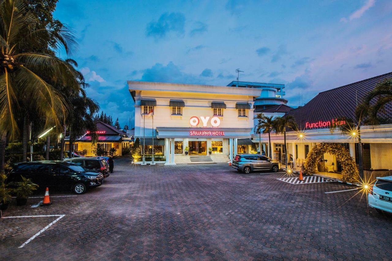 Capital O 534 Sriwijaya Hotel Jakarta Kültér fotó